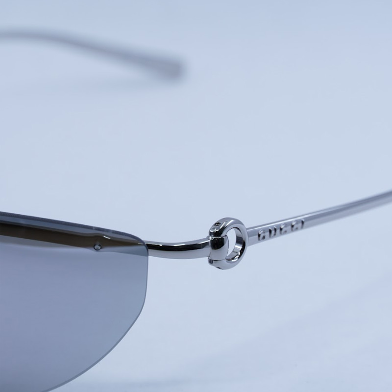 Gucci GG1700S 002  99 mm